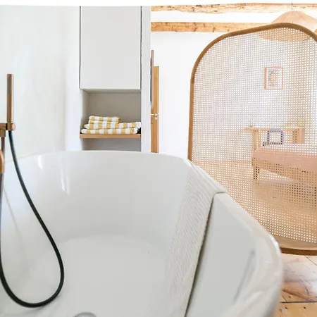 Le Clos Dagobert Bed and breakfast 4*