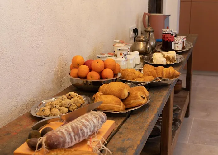 Le Clos Dagobert Bed & Breakfast Chadeleuf